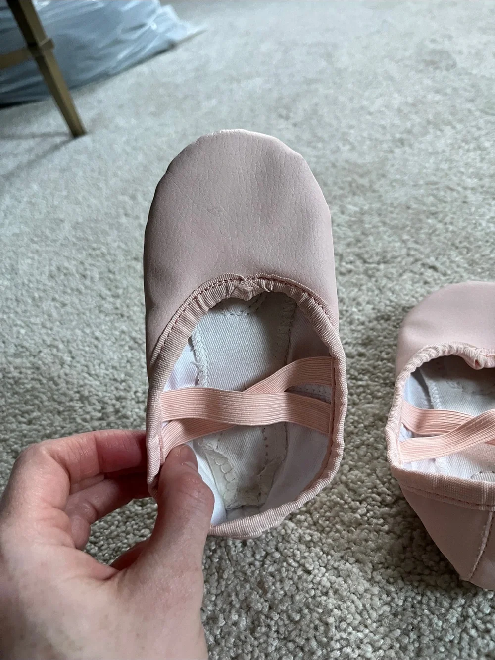 Stelle Soft Pink Leather Girls’ Ballet Slippers with Suede Pads Sz. 8